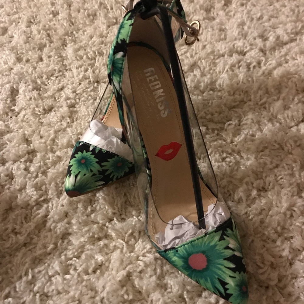 Shoes - Picture 2 of 2
